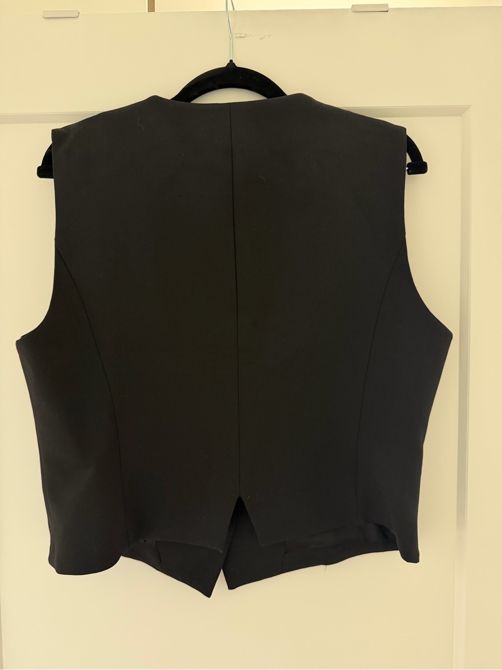 Zara Black Wool-Blend Tuxedo Collar Vest - Picture 2 of 4